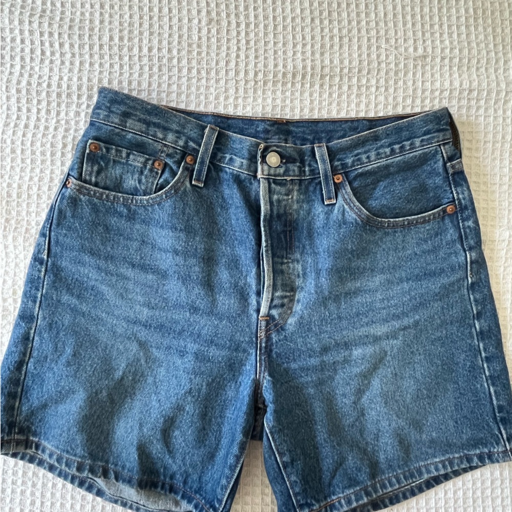 Levi’s 501 Mid Thigh Shorts Dark Wash